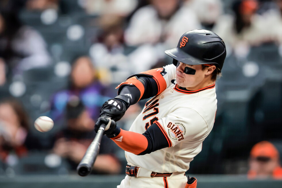 Gilbert homers and Roupp pitches 5 solid innings as Giants beat Diamondbacks 6-1