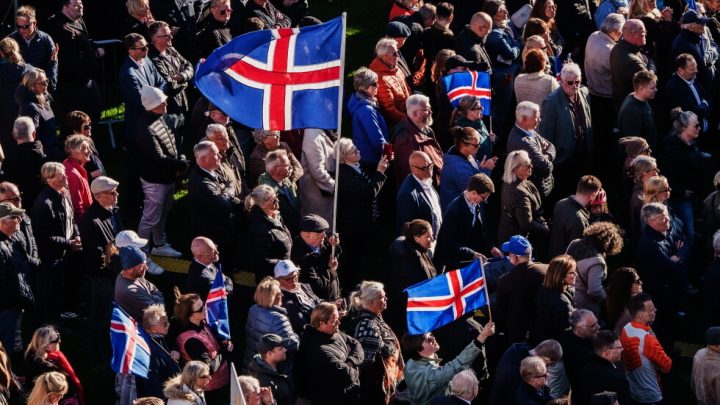 Trump’s Greenland threats cast a shadow on Iceland’s vote on whether to trigger EU membership talks