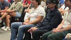 Tom Cruise announces a follow-up film to ‘Days of Thunder’ to hit theaters in 2028
