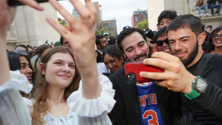 Hundreds show up to judge New York City Mayor Zohran Mamdani look-alike contest