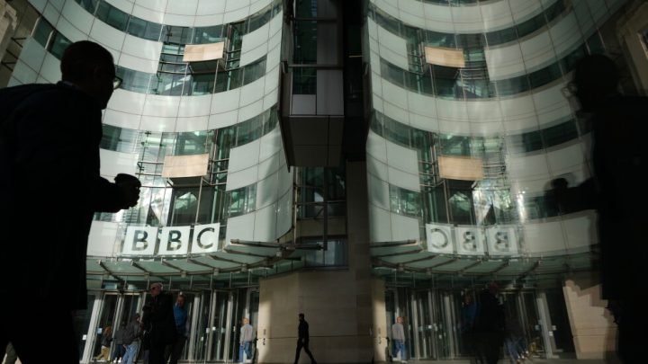 BBC asks a US court for help in getting testimony from the Trump family in defamation suit