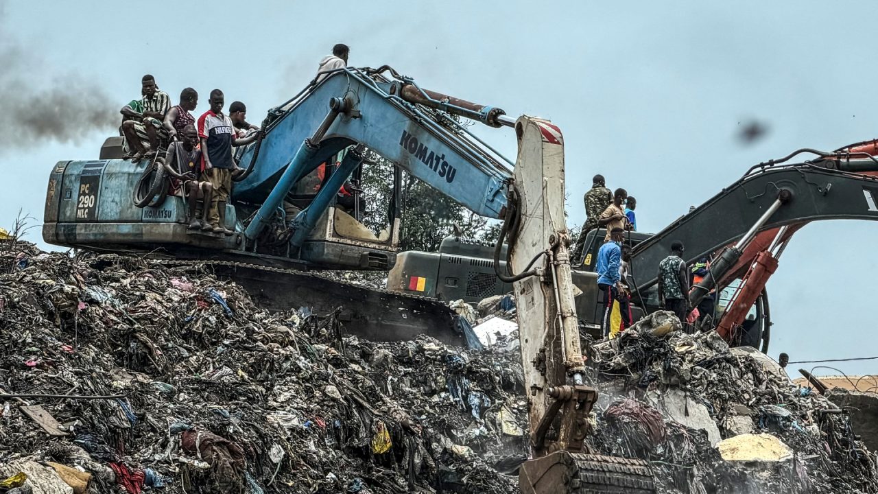 Photos: Towering landfill collapse kills 30 in Guinea’s capital, Conakry