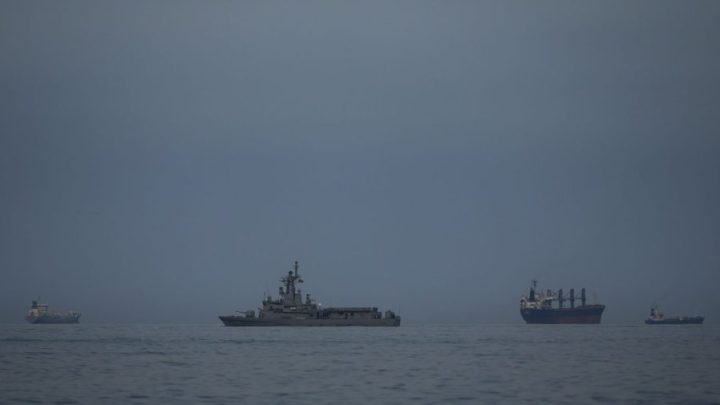 UAE cuts off trade with Iran after missiles land in water