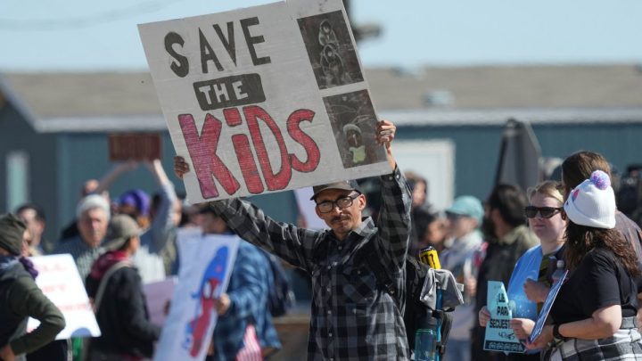 Obama-Appointed Judge Says Monitor Needed for ICE Family Detention Center