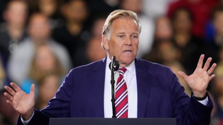 Mike Rogers calls for 1-year data center moratorium