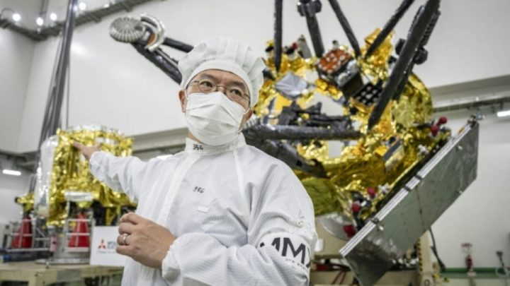 Japan to launch probe for Mars moons in October: space agency