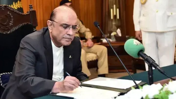 President Zardari calls for public awareness of banking mohtasib services
