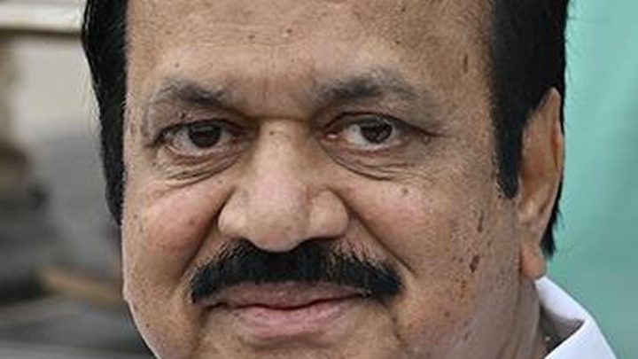 I leave it to the MLAs to decide whether they should get up when the Chief Minister arrives, says Tamil Nadu Assembly Speaker