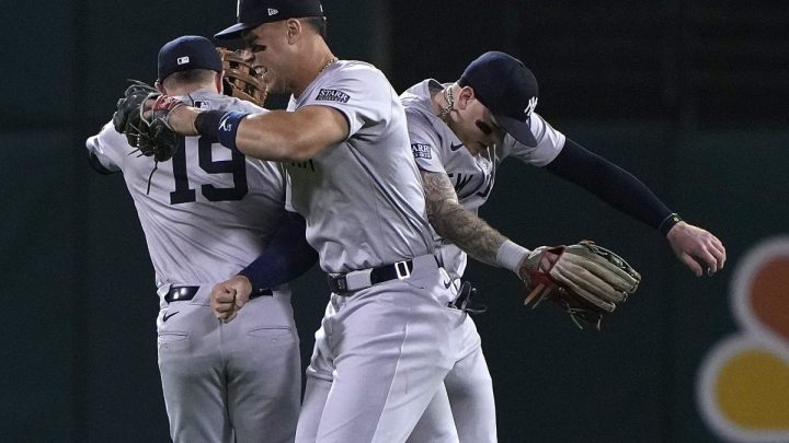 Former Yankees Infielder, 36, Announces Immediate Retirement From MLB