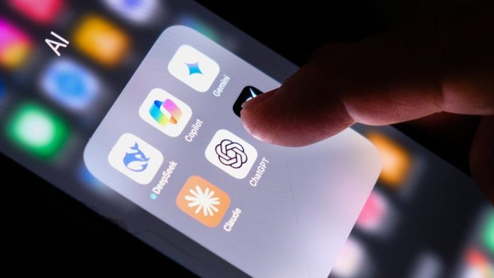Why financial watchdog is warning Britons not to take AI investment advice