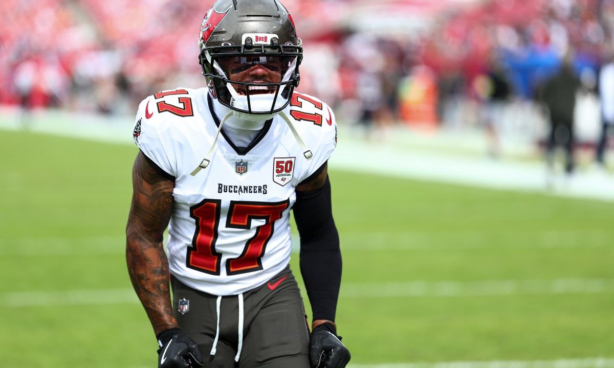 Texans Sign Two Veteran WRs After Jayden Higgins' Torn ACL