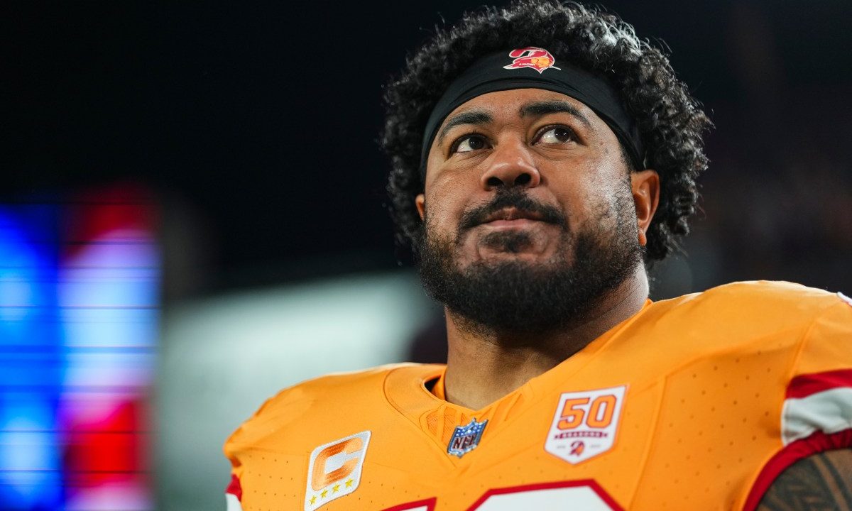 Vita Vea's Future With Bucs Takes Surprising Turn After Trade Request