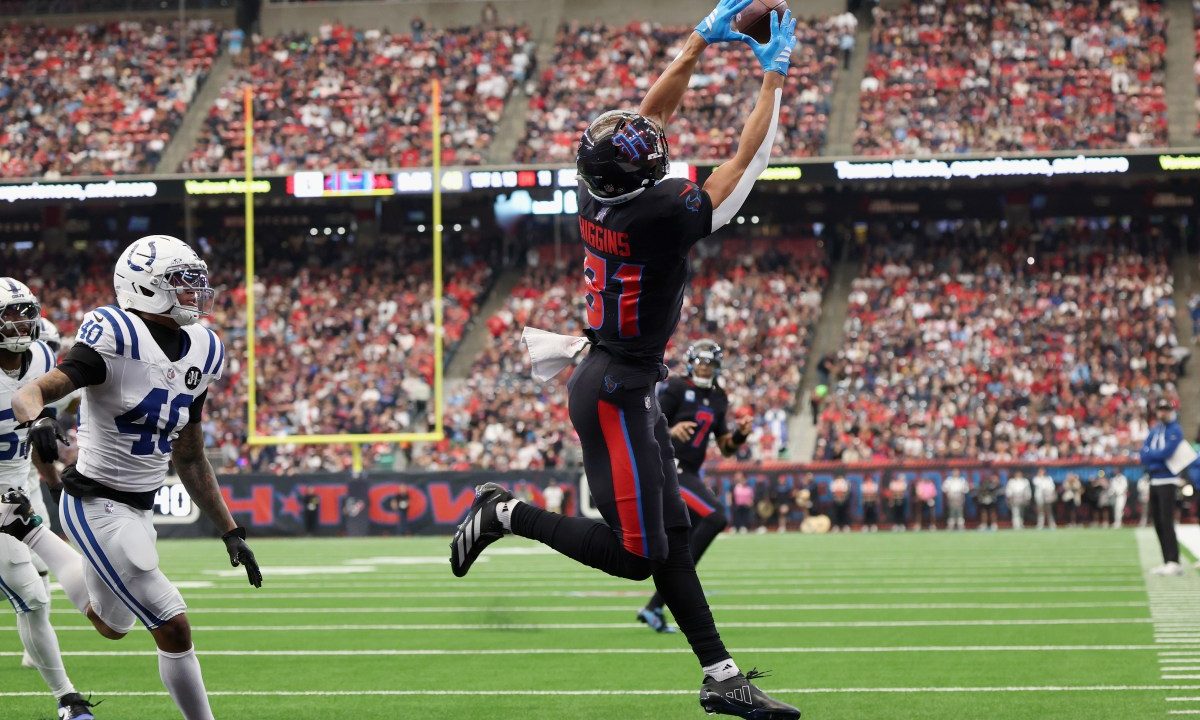 Texans Exploring Trades for AFC Wideouts After Jayden Higgins Injury
