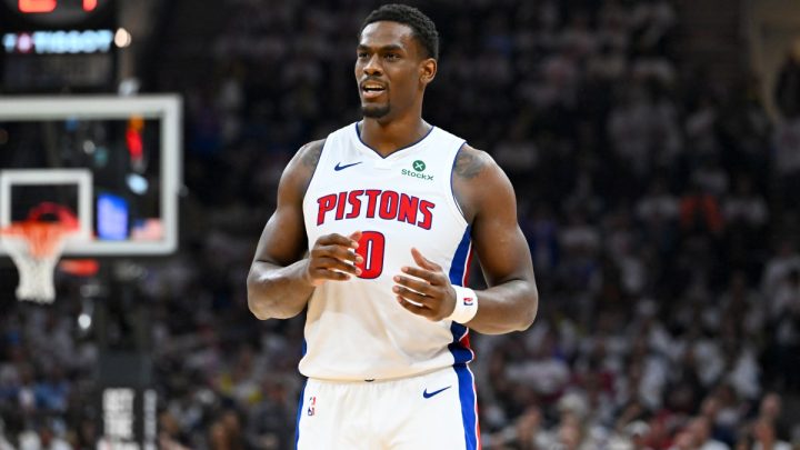 Pistons' Jalen Duren Linked to Lakers If Detroit Doesn't Bite