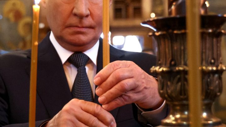 Putin Is Struggling to Hide Russia's Rage: Top Russian Economist