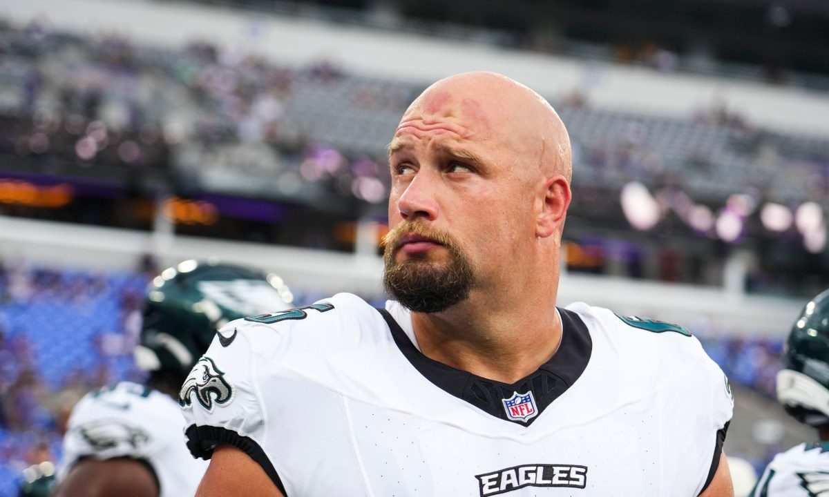Eagles' Lane Johnson Makes Bold Saquon Barkley Statement