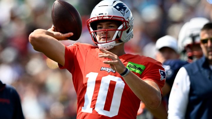 Patriots QB Drake Maye Delivers High Praise for Jalen Hurts