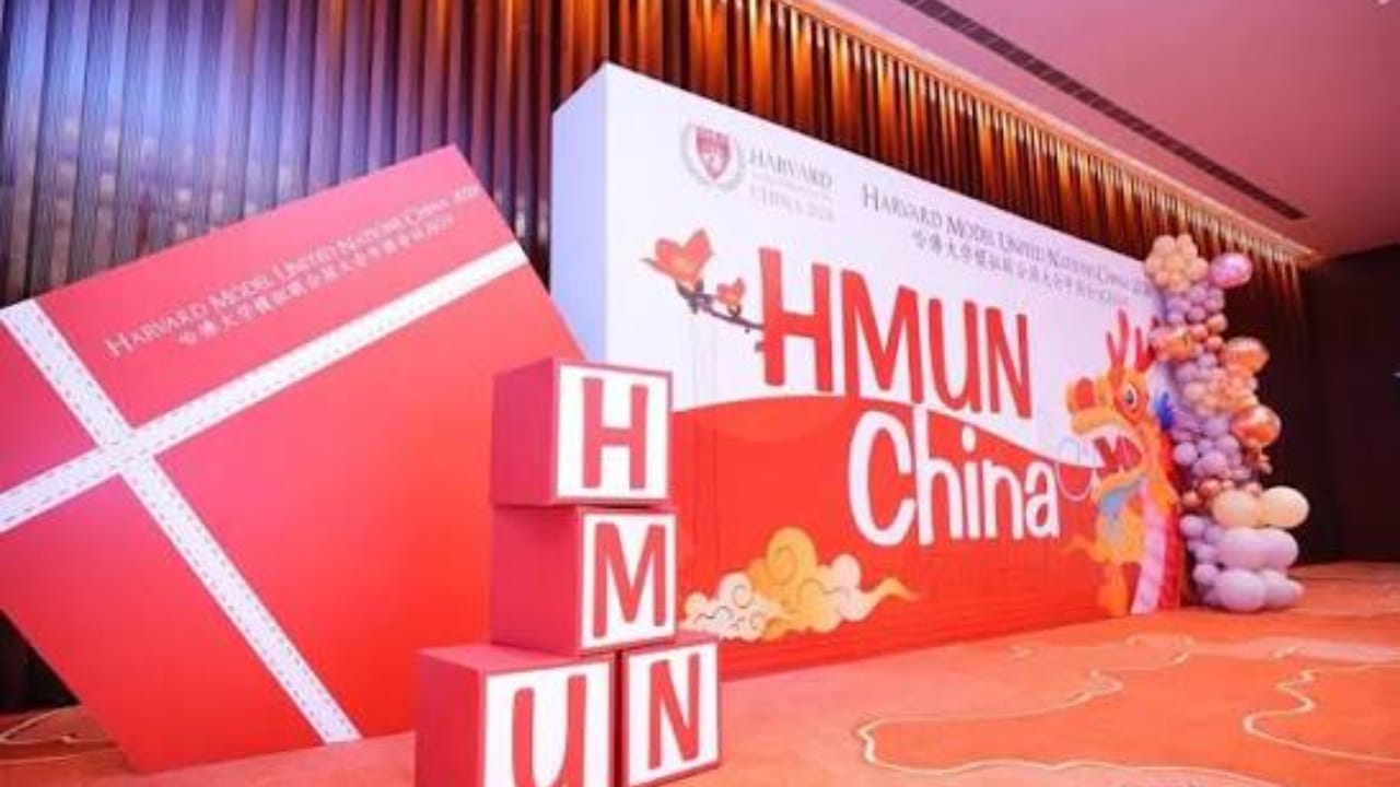 Pakistani Students Bag Multiple Awards at Harvard MUN China