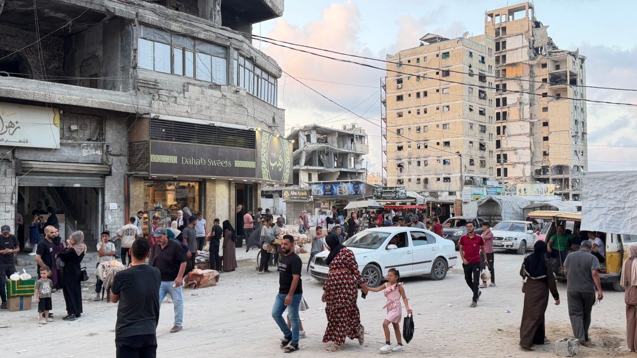 Gaza forced to use unreliable online payments amid ‘cash famine’