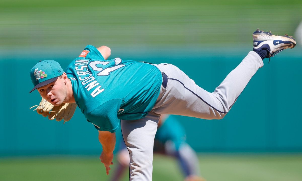 Mariners Call Up No. 5 Overall Prospect for MLB Debut
