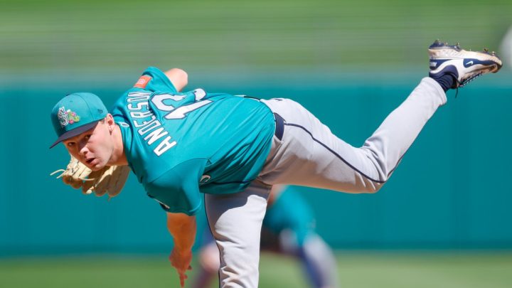 Mariners Call Up No. 5 Overall Prospect for MLB Debut