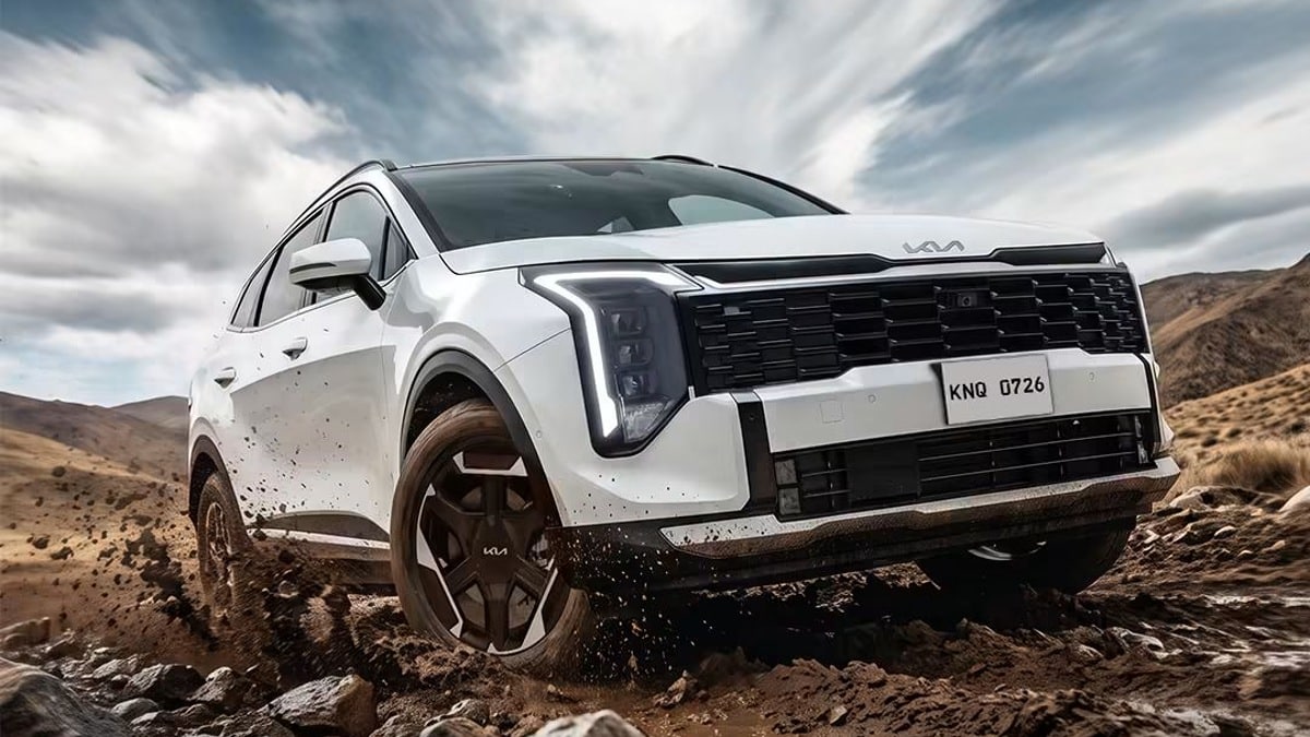 Kia Revises Prices of Sportage L, Sorento Hybrid Models