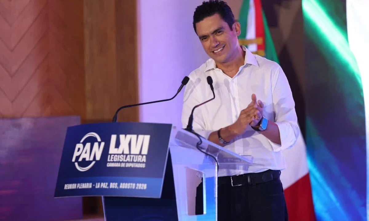 PAN abre posibles alianzas para 2027; dice que va a “salvar a México del tumor guinda”