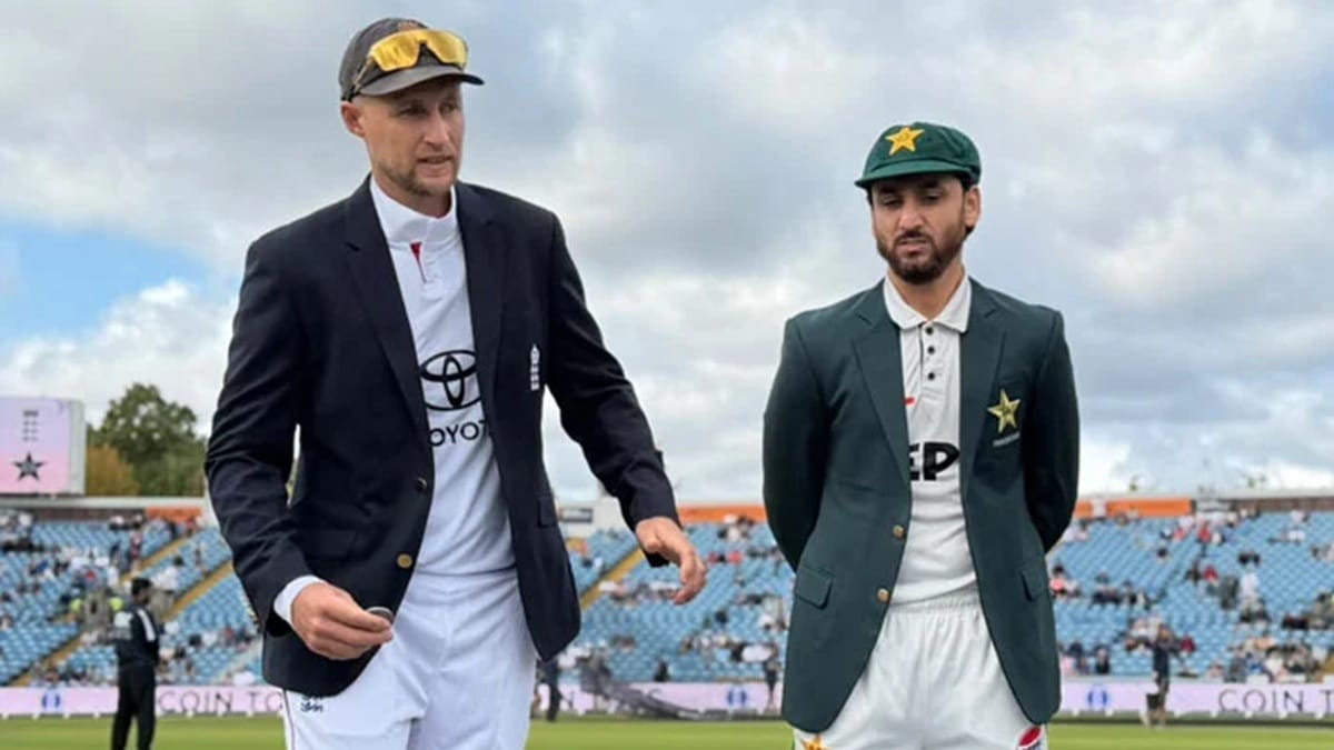 English Legend Makes Bold Prediction for Pakistan vs England Test Series