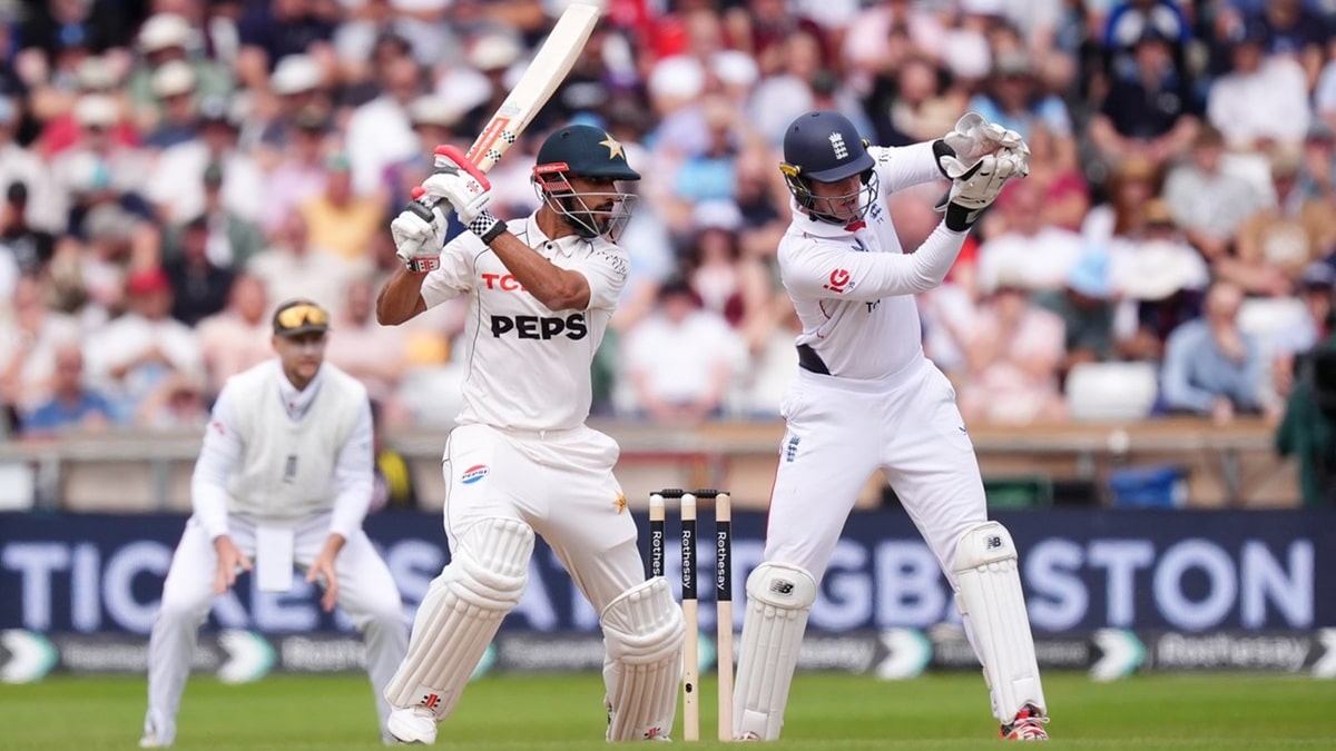 Pakistan Sets Multiple Unwanted Test Records