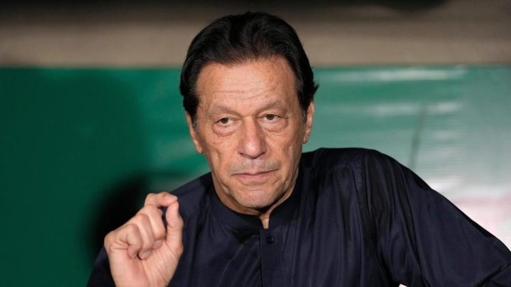 Pakistan government to challenge court on moving Imran Khan to private hospital