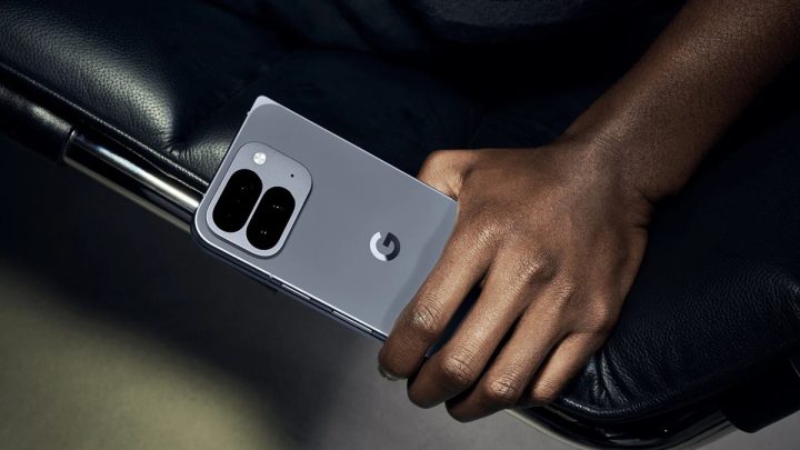 Pixel 11 Pro Fold Still Weak at the Same Spot After Four Years