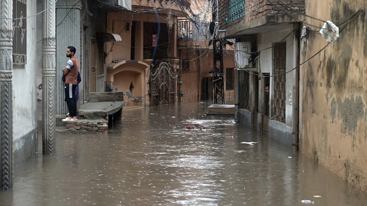 Diseases Emerge in Low-Lying Areas of Rawalpindi, Islamabad After Rain