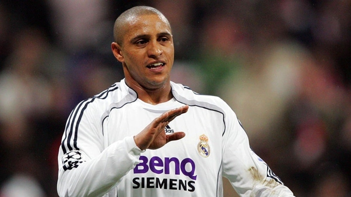 Brazilian Football Legend Reportedly Converts to Islam