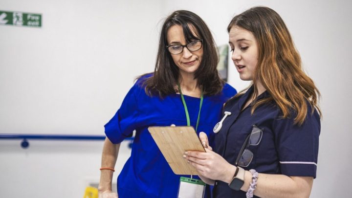 3,000 NHS staff a year apply to get their pensions early due to illness