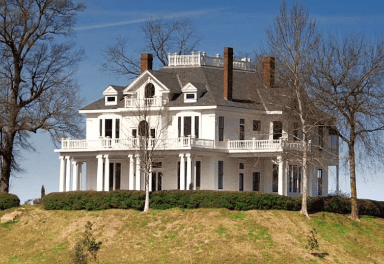Mont Helena still stands: Love, loss and a Mississippi Delta landmark