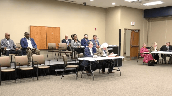 First public hearing on Mississippi redistricting draws claims of racism, fascism