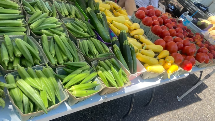 Visit a Mississippi farmer’s market before summer ends