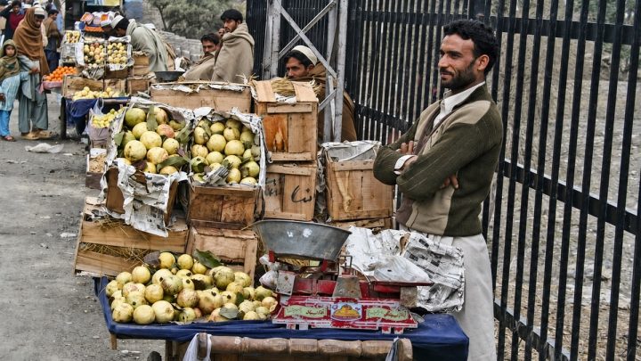 Registration is Now Mandatory for Street Vendors