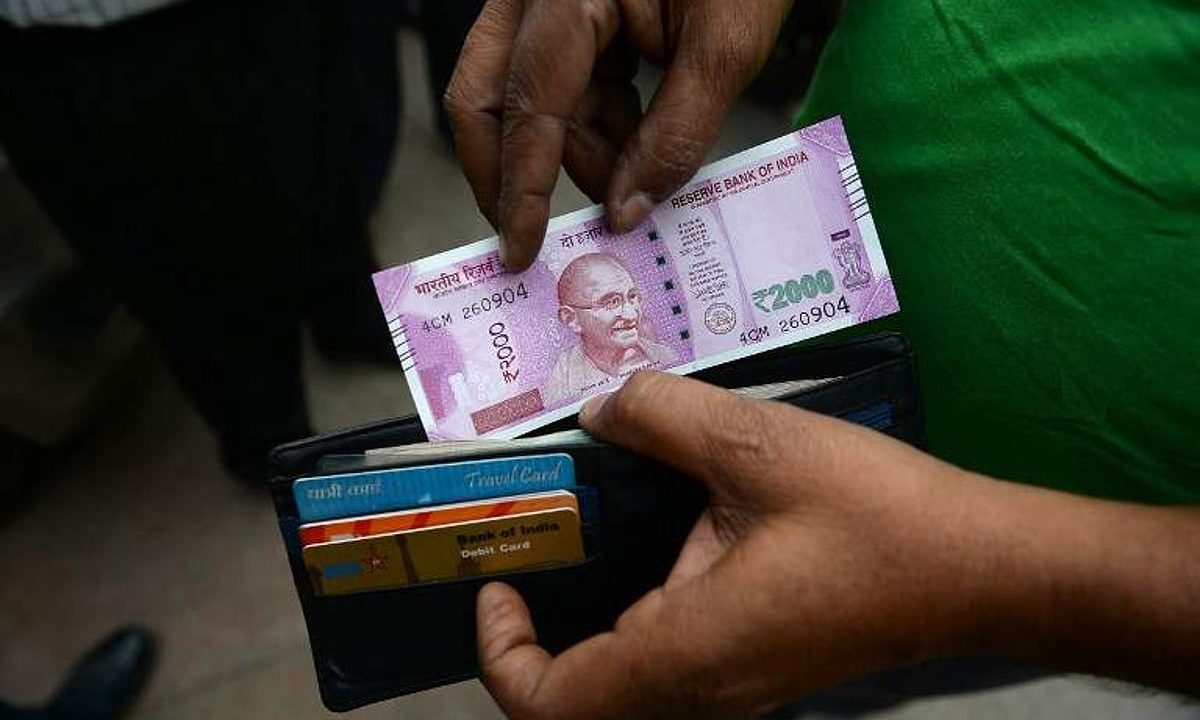 Rupee rises 17 paise to 95.56 against US dollar in early trade