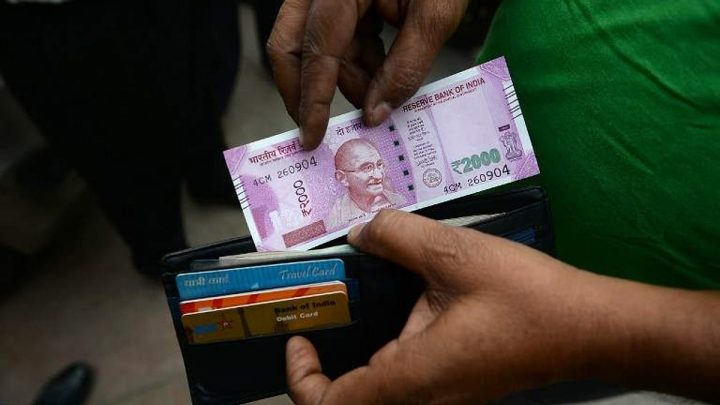 Rupee rises 17 paise to 95.56 against US dollar in early trade