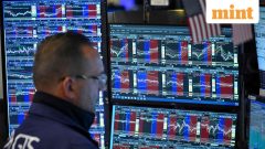 S&P 500, Nasdaq futures down up to 1% amid surging oil and bond yields