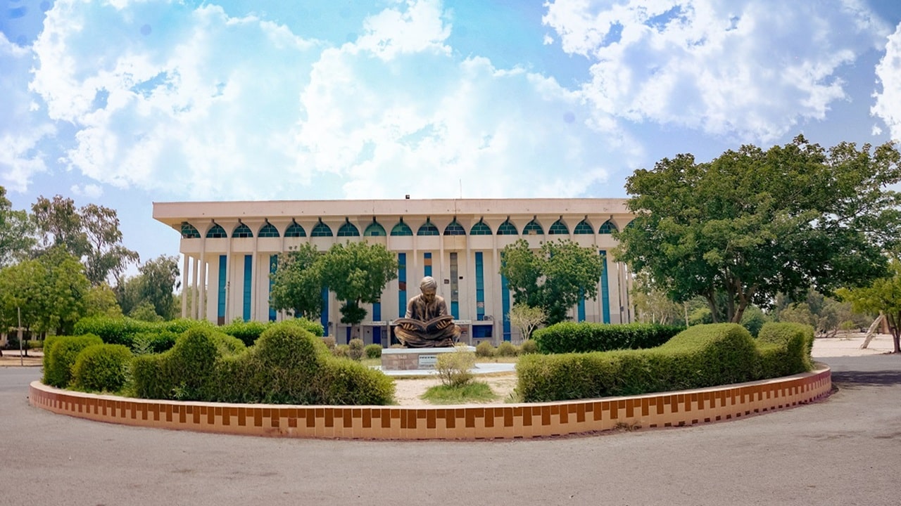 University of Sindh Distributes Record Rs. 525 Million Scholarships Among Students