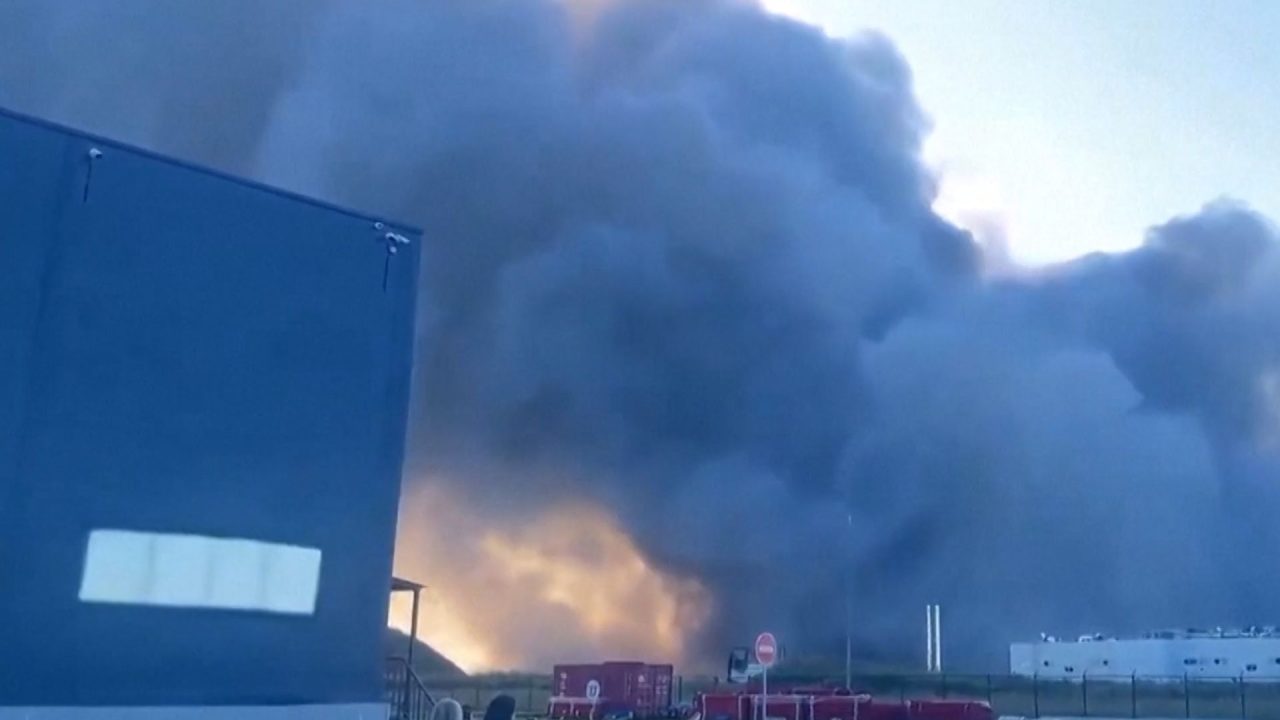 Video: Ukrainian drones target Wildberries e-commerce hub in Russia