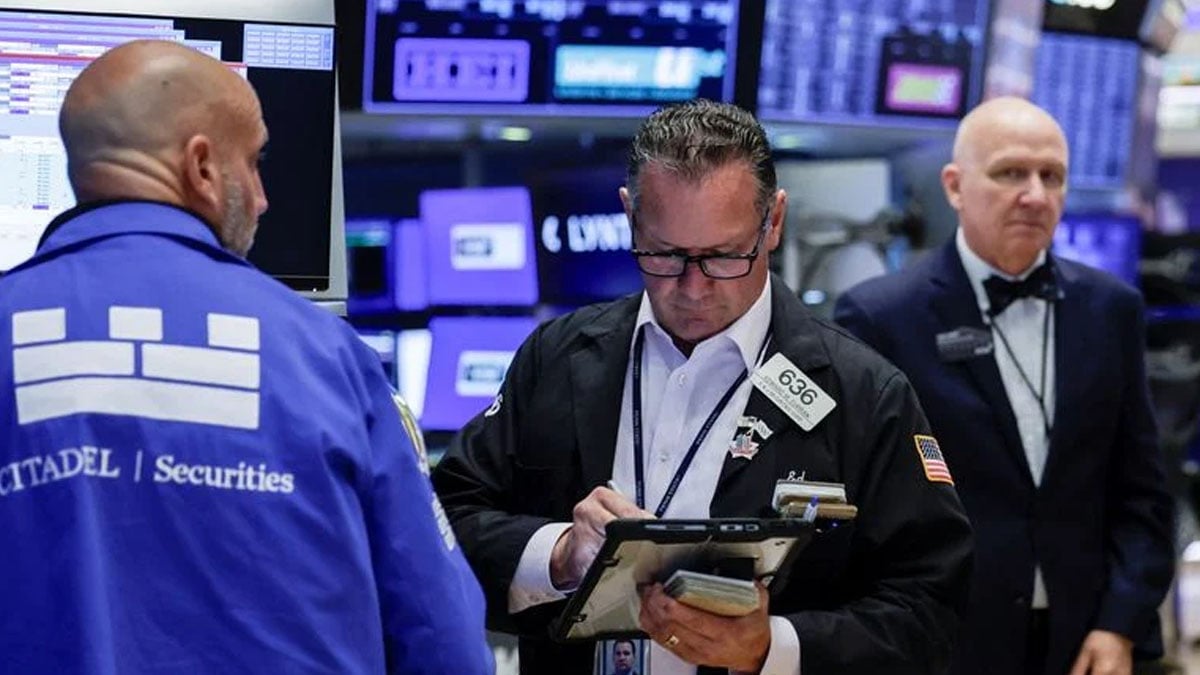 Wall St indexes eye weekly losses; bond yields and Iran in focus
