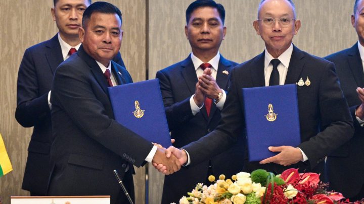 Myanmar military chief visits Bangkok as diplomatic offensive continues