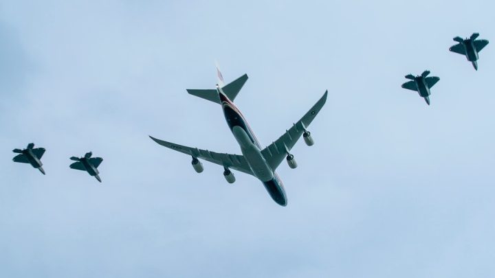 US Air Force plane turns back from Antarctica after Russian missile threat