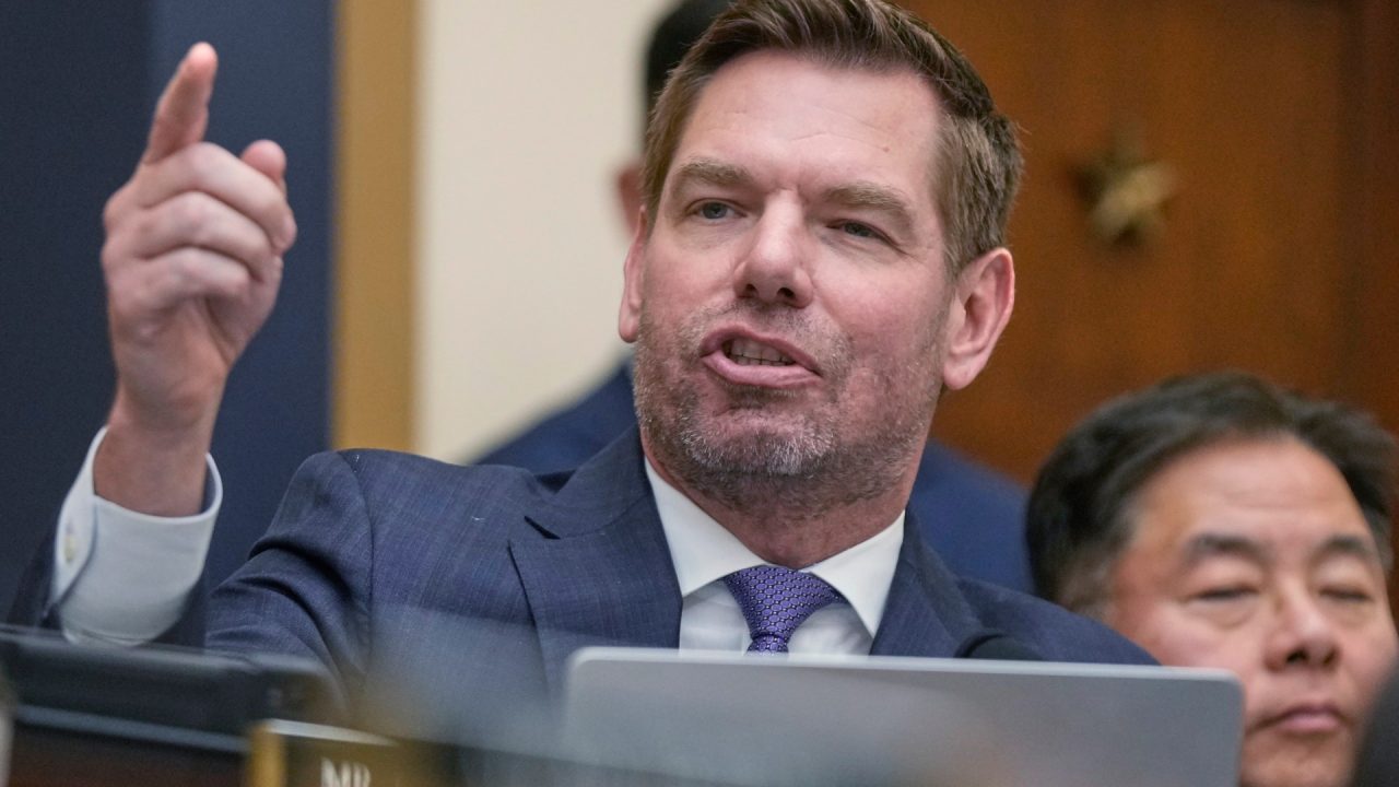 FBI raids ex-US Representative Swalwell’s home amid sexual misconduct probe