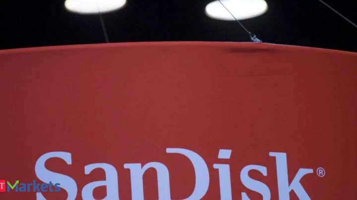 SanDisk shares soar 3,400% in 1 yr. Can it go on?