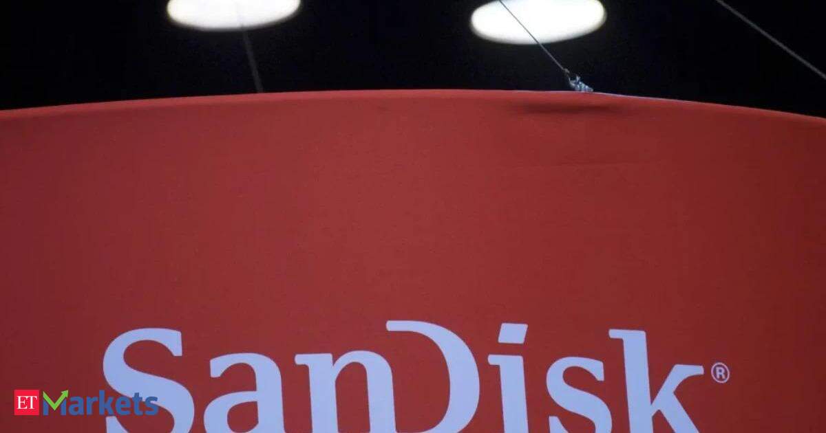 SanDisk shares soar 3,400% in 1 yr. Can it go on?