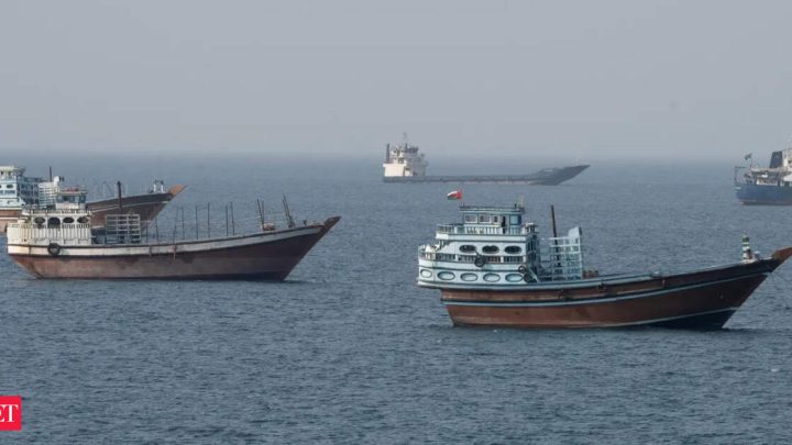 Hormuz shipping steady amid US-Iran war